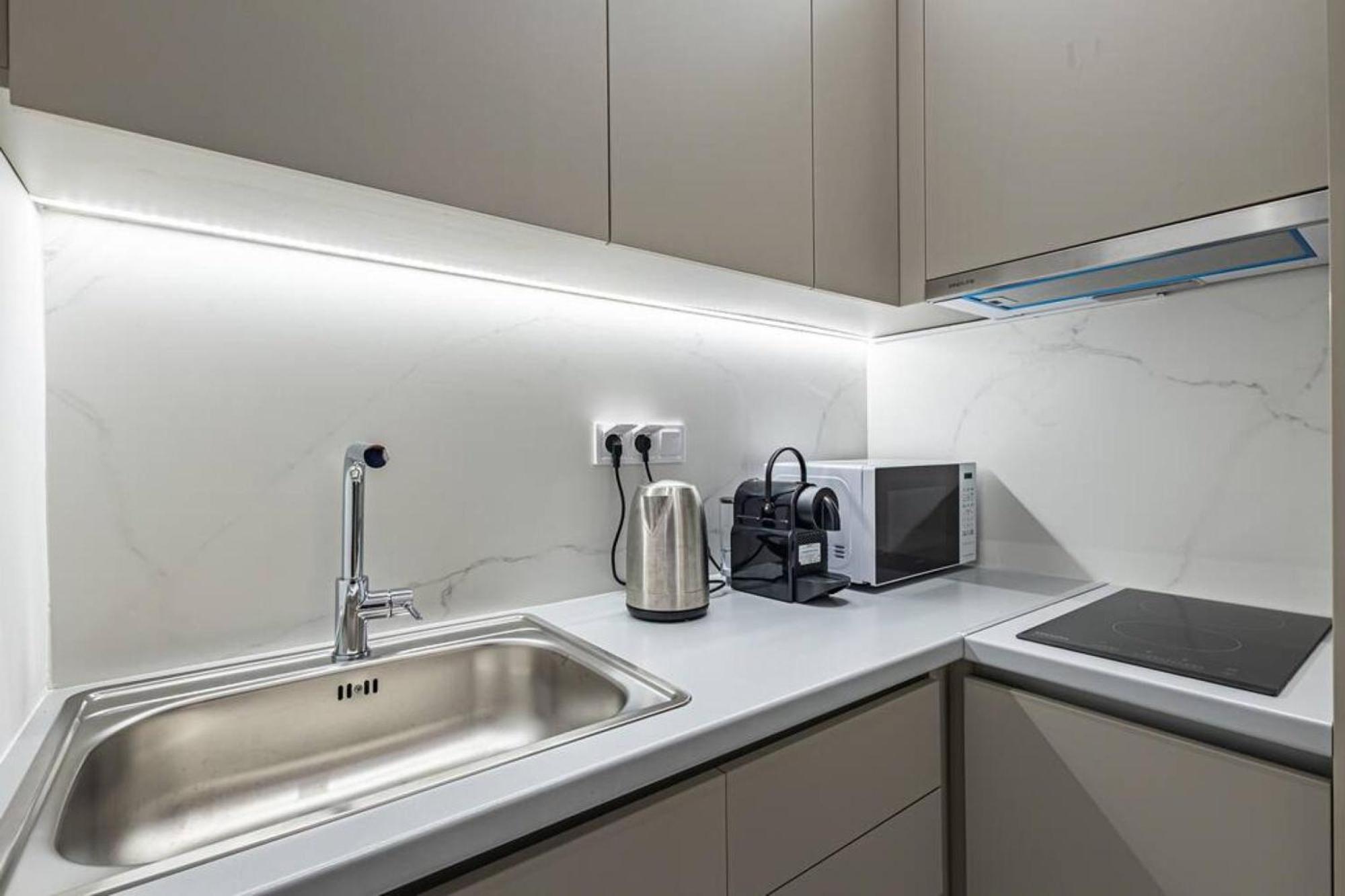 Acropolis Luxury Apartment Athena Bagian luar foto